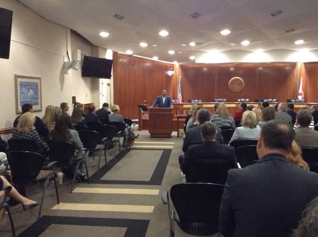 Chancellor Rod Duckworth recognizes @FLGovScott's proposed funding for tech centers during #CTEmonth presentation.