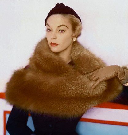 weroble's tweet photo. もういっちょ描いてみた。

1950年代のモデル『Jean Patchett』

すごく好きなので。
良かったら検索してみて。

氷河ルック。
氷の微笑み!! http://t.co/B7SSIVUCW5