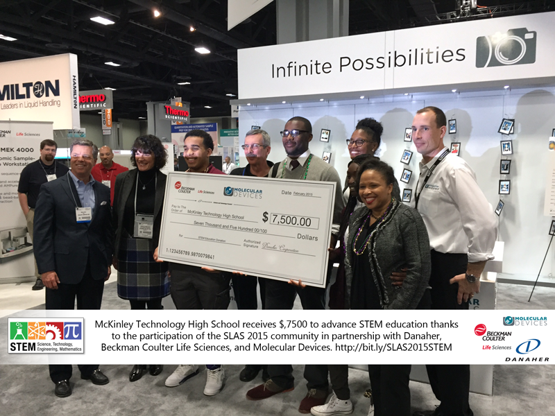 BCILifeSciences's tweet image. Yesterday at #SLAS2015 we presented a check for $7,500 to McKinley Tech High School to advance STEM ed w/@moldev