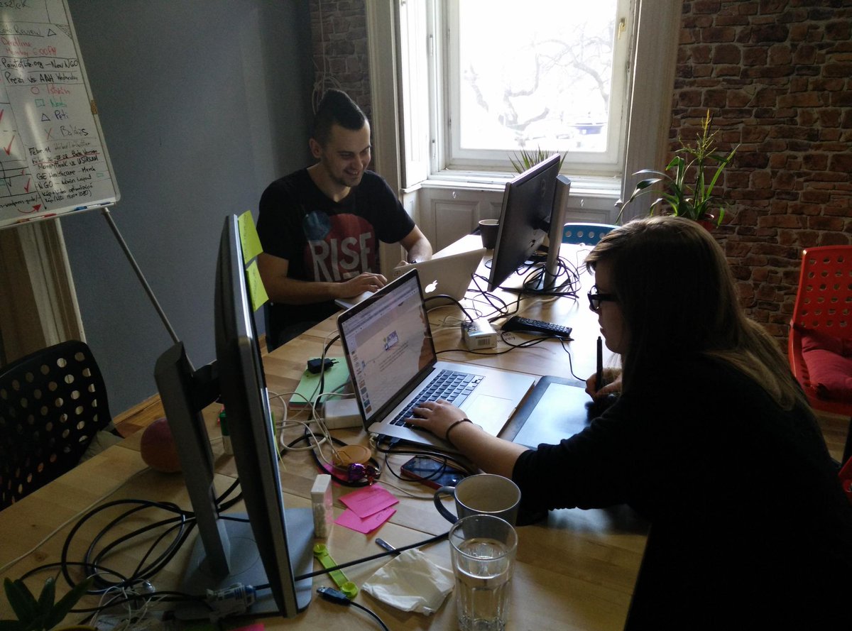 hashtagcharity's tweet photo. Keep on pushing in the afternoon for a #GoodCause! #ACFmeetsPrezi #hackforgood #ITProsWhoCare http://t.co/hSiu4qmrGr
