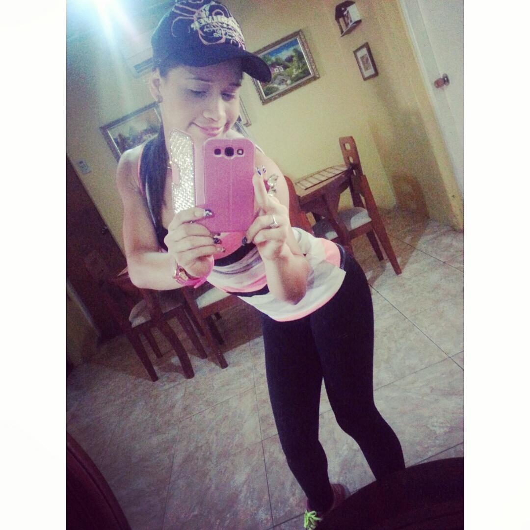 19Solmayra's tweet photo. fotico antes de ir al gym.;-) http://t.co/msSGkmaKyI