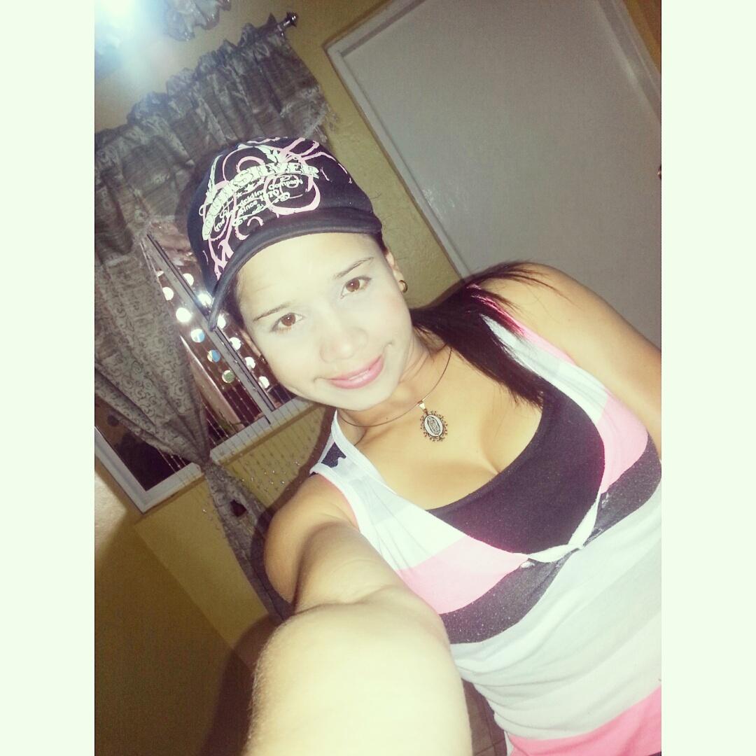 19Solmayra's tweet photo. fotico antes de ir al gym.;-) http://t.co/msSGkmaKyI