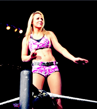 maemymomor's tweet photo. @EmmaWWE #wwediva #wwelive #throwback #EMMAlution #EMMAcrats #EMMAtaining #EMMAzing #EMMAtainment โฅ http://t.co/3rxGfj9MEN