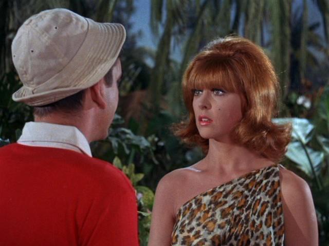 Tina Louise got her first role at 2yo after being seen in ad for her dads candy store in Brooklyn. Happy Bday Ginger! 