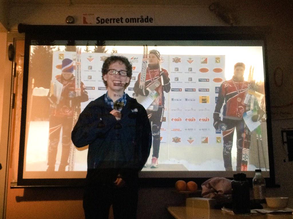 Bananen_Bar's tweet photo. @Annaulv @TredjePost Sindre tok ansvar og skaffet seg en pallplass når resten av kjøkkenet ikke leverte http://t.co/ozDEJmQGeX