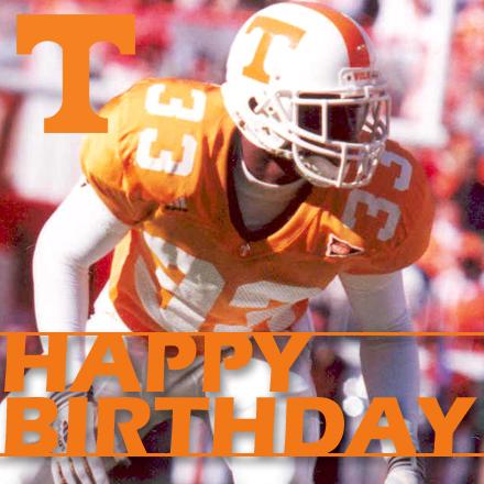 Happy birthday to and 10-year NFL alum >>  