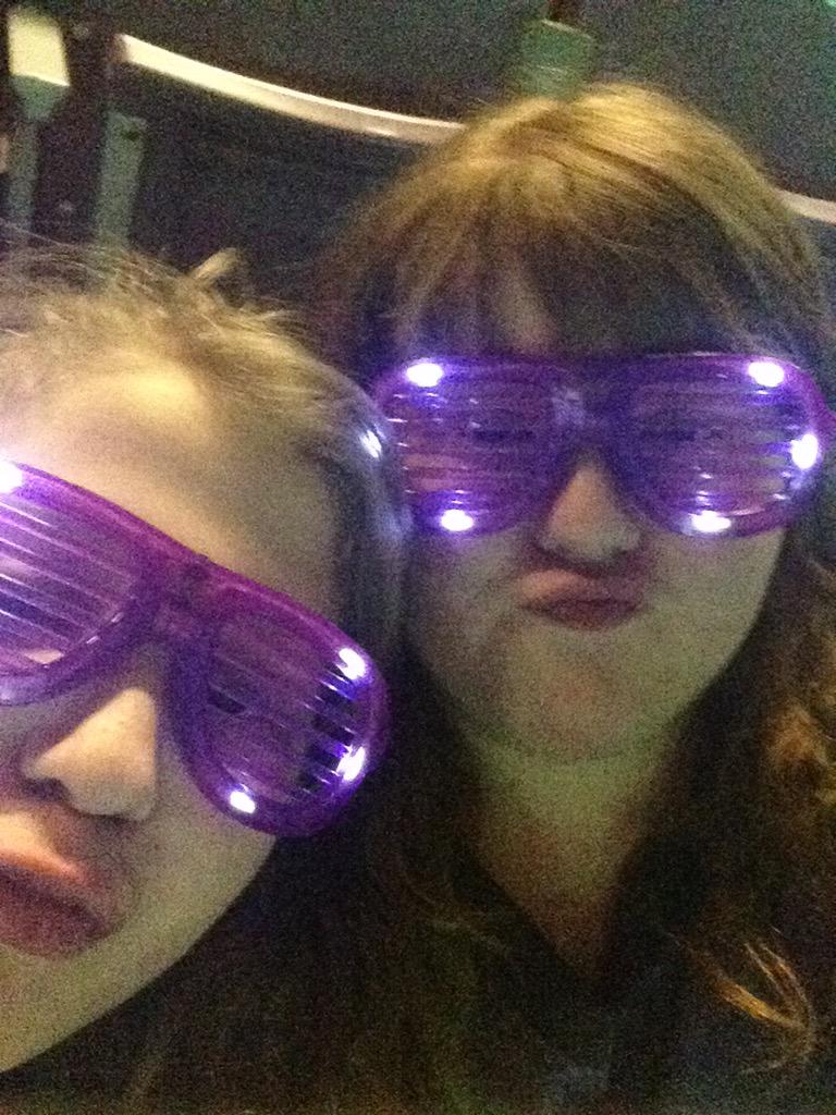 emilycam01's tweet photo. Me and my Besties had a blast at #MightyPeaceDay so inspiring ❤️❤️❤️ http://t.co/HnPzW5up0A