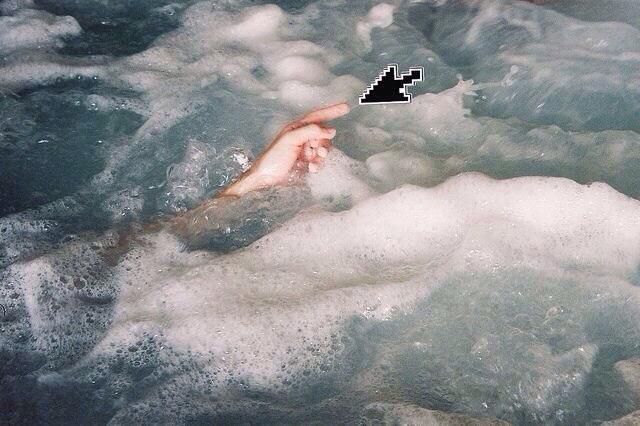 2SkinCatharsis's tweet photo. Day 3 of the week and I'm already drowning http://t.co/lXkjzrKNji