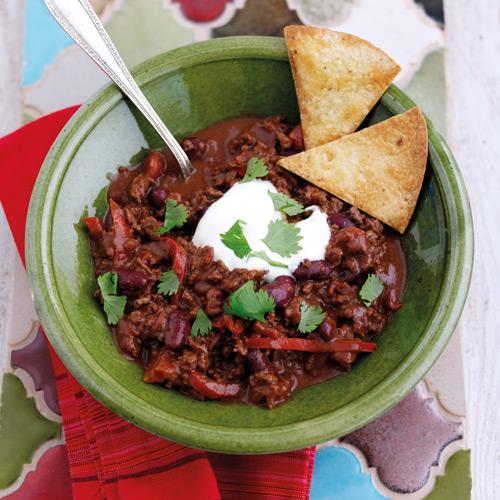 Brrrr! Here's a classic Winter Warmer for your Wednesday: Chilli Con Carne. Get the recipe: t5u.co/1q8Zrh3