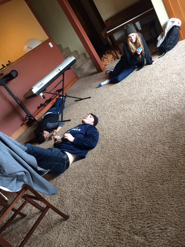 20DiffNames's tweet image. TDN hard at work on the new single