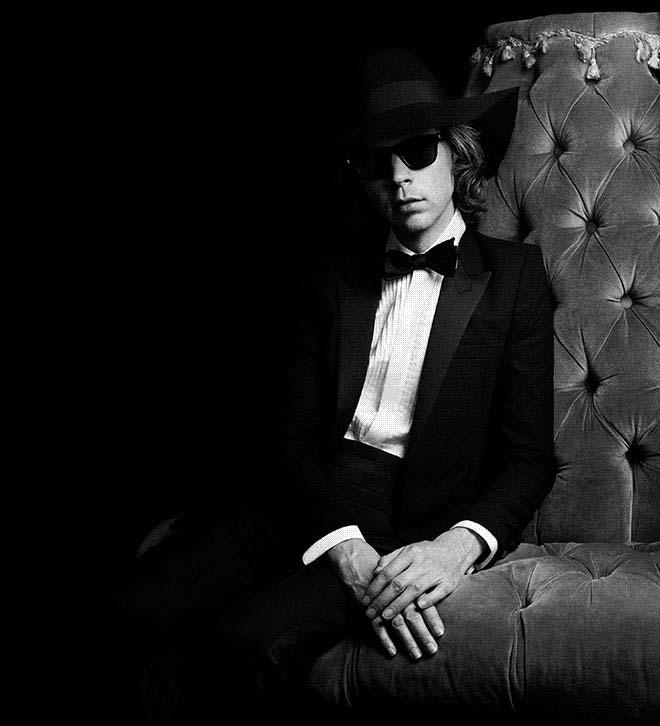 AnneMortier1's tweet photo. Beck by Hedi Slimane. #ICStyles http://t.co/ux5QXmvpfh via @impossiblecool