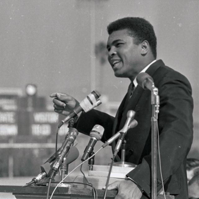 MuhammadAli's tweet photo. “I set out on a journey of love, seeking truth, peace and understanding. I am still learning.” #MuhammadAli http://t.co/vkuJOf26pJ