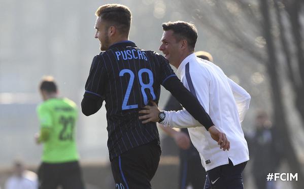 Inter_en's tweet photo. PHOTOS - #InterHaladas 2-2, pics of the #Nerazzurri in action in today's friendly game http://t.co/CSf24eRgna #FCIM http://t.co/9AO2SbTGFe
