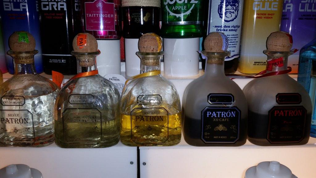 Jimmybeak's tweet photo. #MARGARITAMADNESS #tequila #Minibar #minibarkbh #cocktails #festmeddebedst 

PATRON TEQUILA FOR 20 kr.!!!

- Mini Bar http://t.co/WDD4YSSMuO