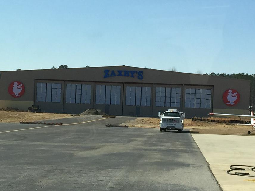 leadbarrow's tweet image. Touring Barrow Co Airport! @zaxbys new hangar. Pretty impressive!