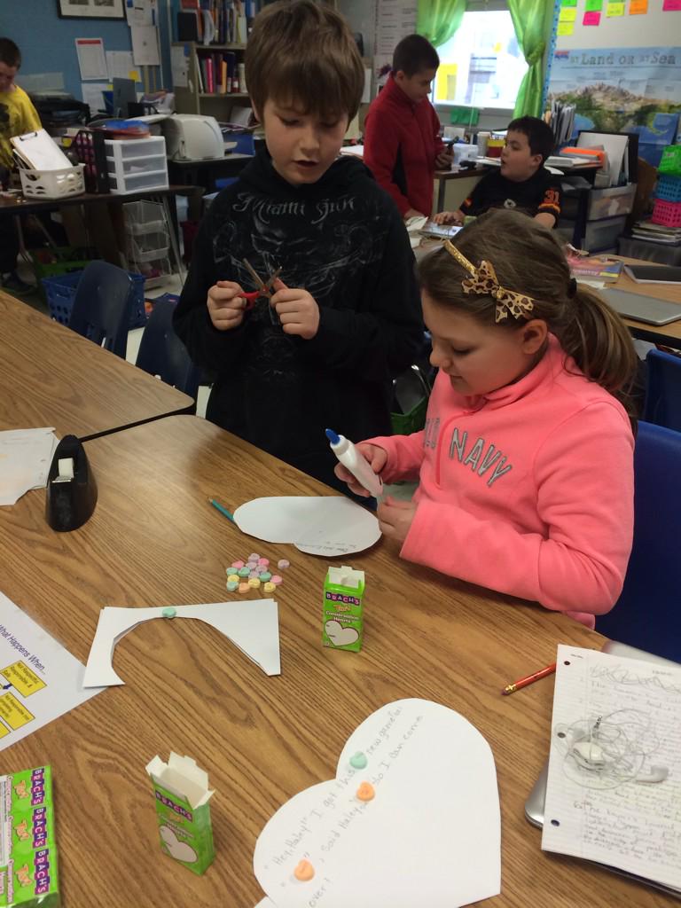 ech4thgrade's tweet photo. Creating our conversation heart stories. Lots of laughing@BrainyBulldogs http://t.co/u9R8v1MRsf