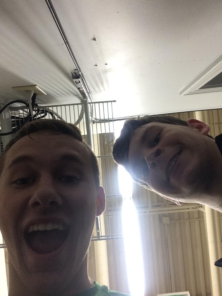 Tkujo25's tweet photo. When athletes play on ur phone u find surprises that make ur day! Lol #blakeroberts @spencer_1700 @PSP3nation http://t.co/Ng1wrbJYhP