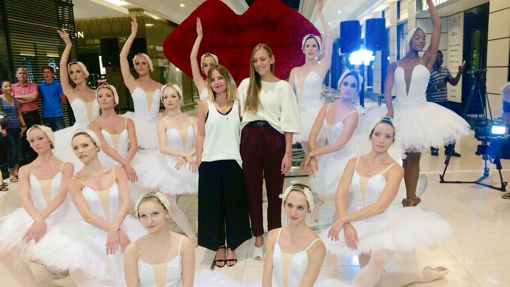 giselewaymes's tweet photo. ❤️ @ELLEmagazineSA: The @JoburgBallet ballerinas with our @EmilieGambade @maybe_corpaci @HPCHydePark #ELLEHPC http://t.co/fBSZAglsQY”