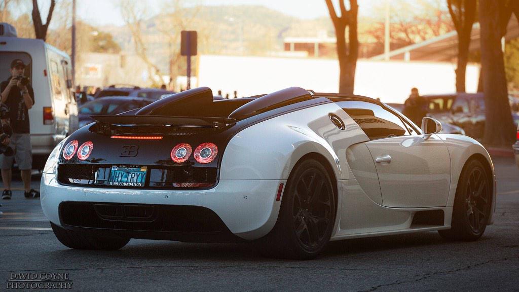 машина калли. порше черный матовый. цвет калифорния машины. машина кали. машина кали.