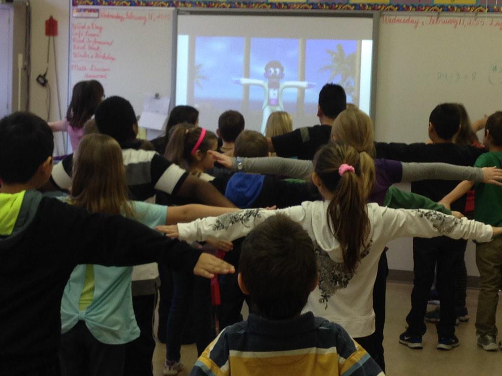 ErnieStuder's tweet photo. The elementary kids are using go noodle to escape indoor recess blues! http://t.co/l3FnEayEJm