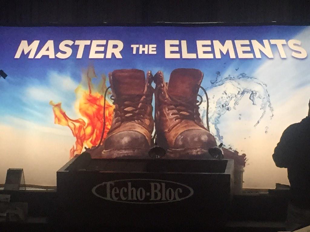 iMowGroup's tweet photo. @techobloc #2015contractorshowcase with @paverpete1 @rickbtechobloc. Great time. Appreciate all they do. #classact http://t.co/qIc1ysswBi