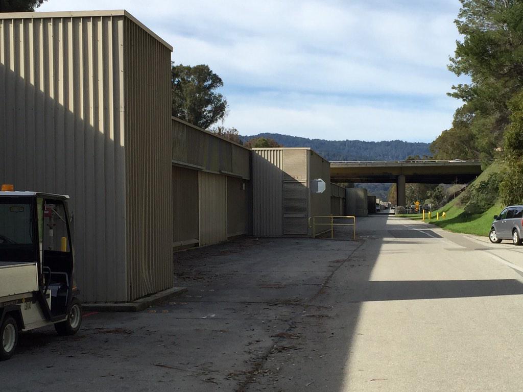 ejalpern's tweet image. Longest modern building in the world! @SLAClab #LinearAccelerator @doescience