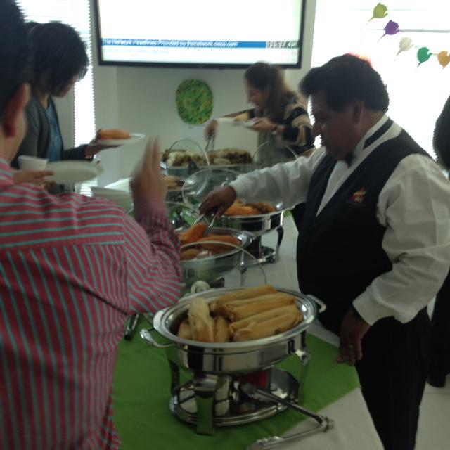 ReclutamientoMX's tweet image. Celebrating February B-Days and New Hires!! @CiscoMexico #CiscoLife #Tamales #FunTime2015 @CiscoCareers