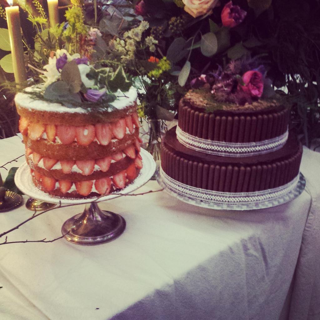 ShopPowerscourt's tweet photo. The sweetest touch from the @pepperpotcafe at our @Bash_Magazine readers event this eve! #PCBASH15 #CentreLikeNoOther http://t.co/aHD241IMTo