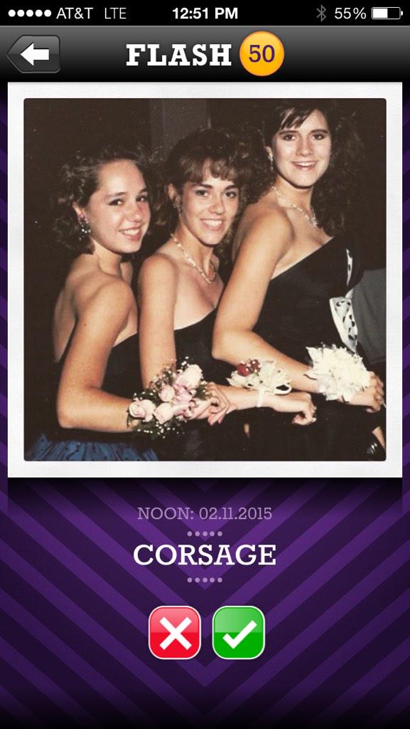 PicSlinger's tweet image. All in the wrist... #corsage #prom #flash50