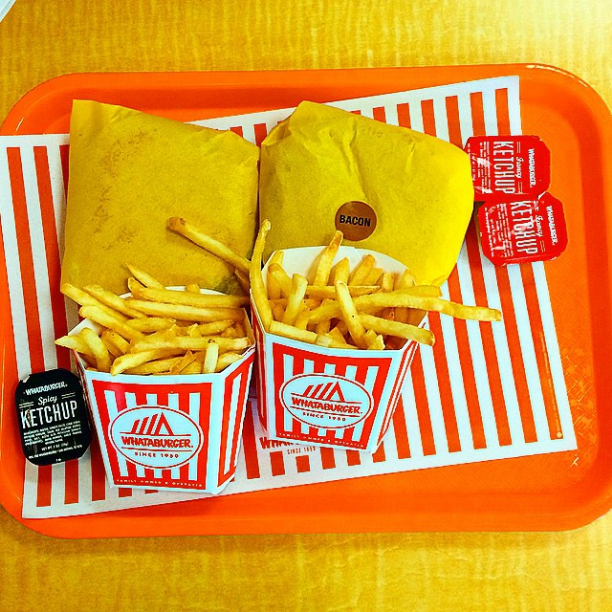 LexiBader's tweet photo. “@Whataburger: If we were together I'd get you Whataburger every day http://t.co/Xkxinqc8R7” @HoLLyBiEbZzZ