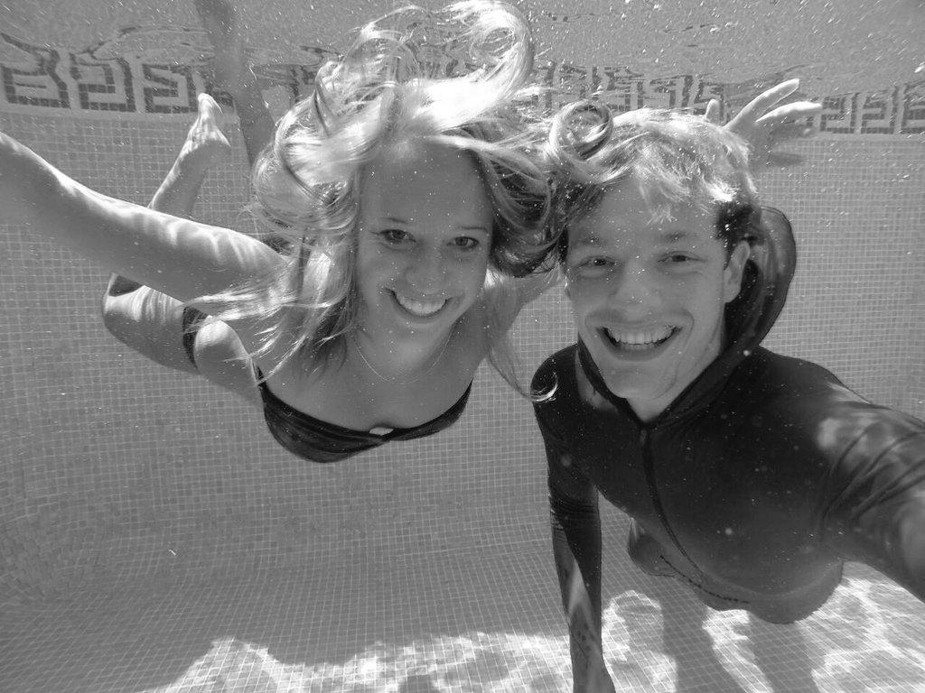 everydee's tweet image. Zaterdag zijn wij anderhalf jaar samen en wat hebben we toch toffe dingen meegemaakt! ( @Enzoknol )