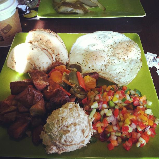 BunchOBagels's tweet photo. Be mine. http://t.co/k6KUIG0U6n
