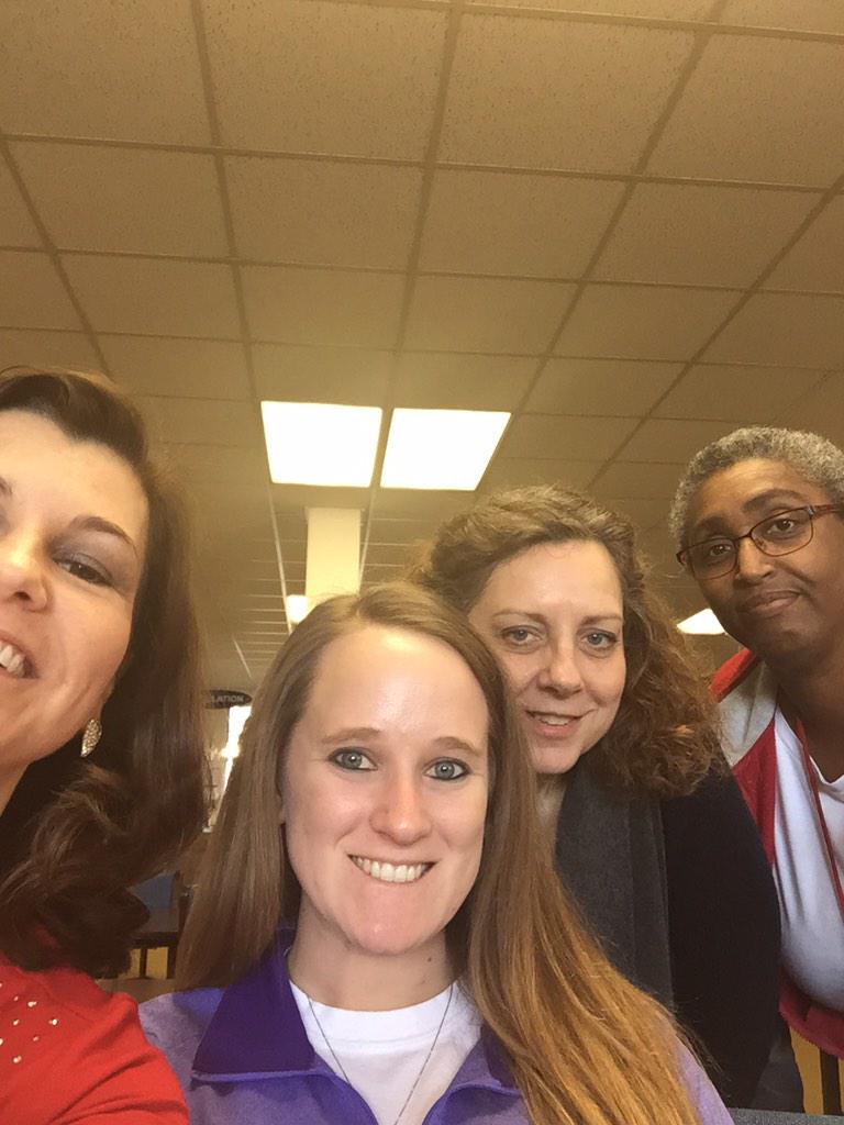 ChristyHensley3's tweet photo. Is sameness in grading practices fairness? celebrate student growth by recognizing differences!#gradingisimportant http://t.co/ZLlRtm3mxG