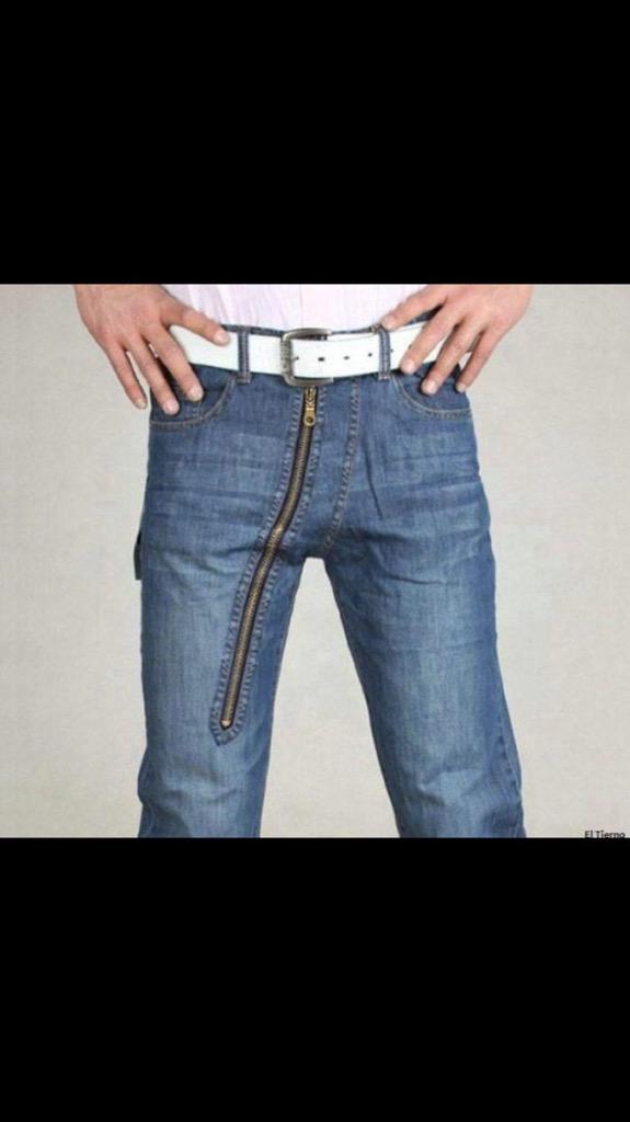 JakeSwier's tweet photo. It's too bad they don't make more jeans this way. I need them bad. #affliction #huge #HotBacon http://t.co/hxIvRwC55V