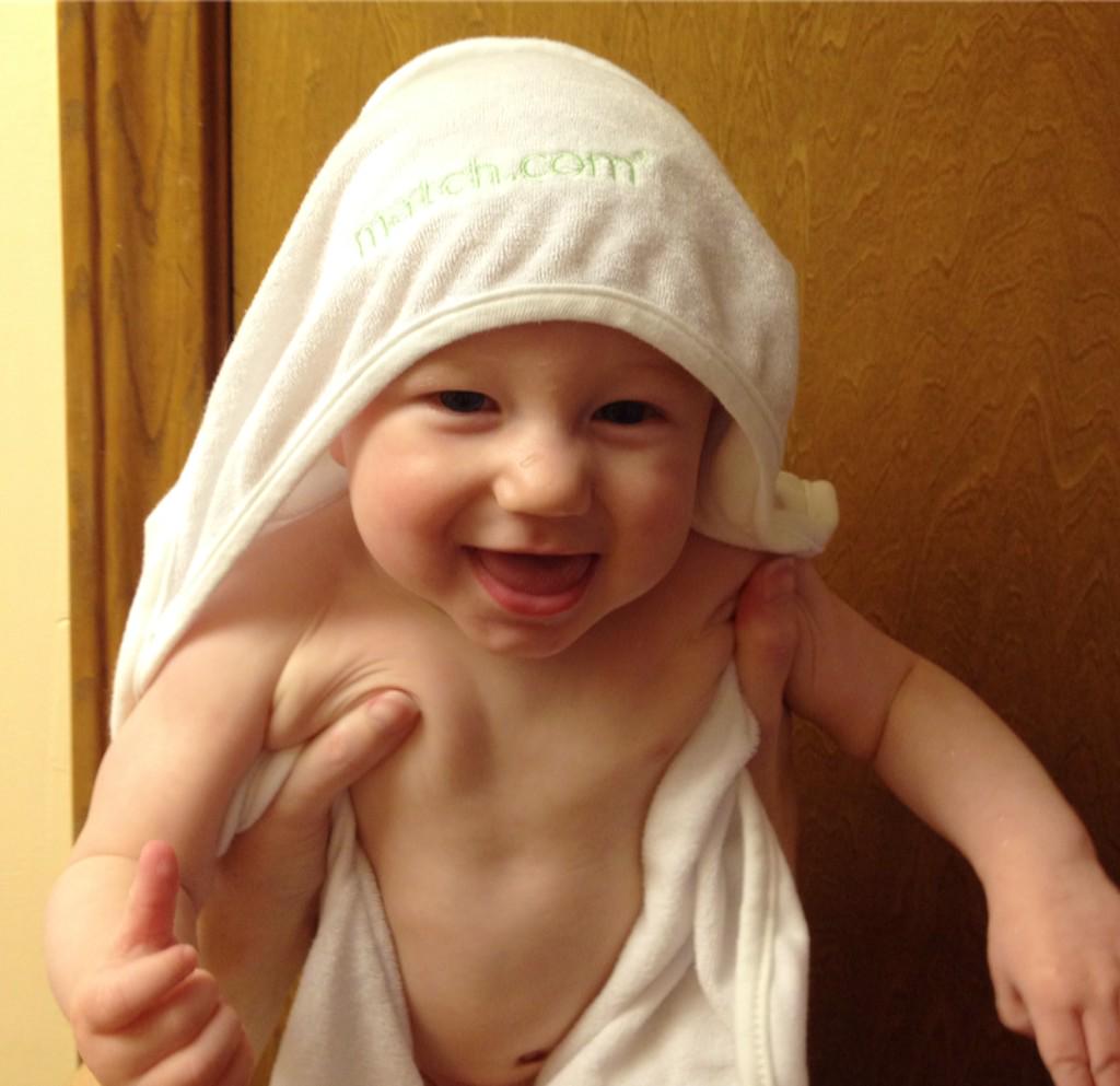ashleydykert's tweet photo. @lifeatmatch Found hubby 8 yrs ago &amp; this yr my #tweetheart is #matchmadebaby Jack! He loves baths &amp; #matchswag http://t.co/UUhSxIDrhx