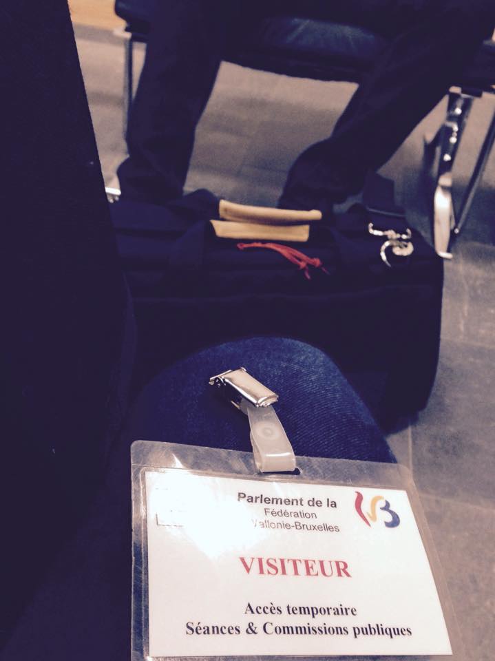 InExtensoULB's tweet image. C'est le début des #reportages. Nos #journalistes se sont rendus au Parlement. Pour enquêter sur quel sujet? Suspens!