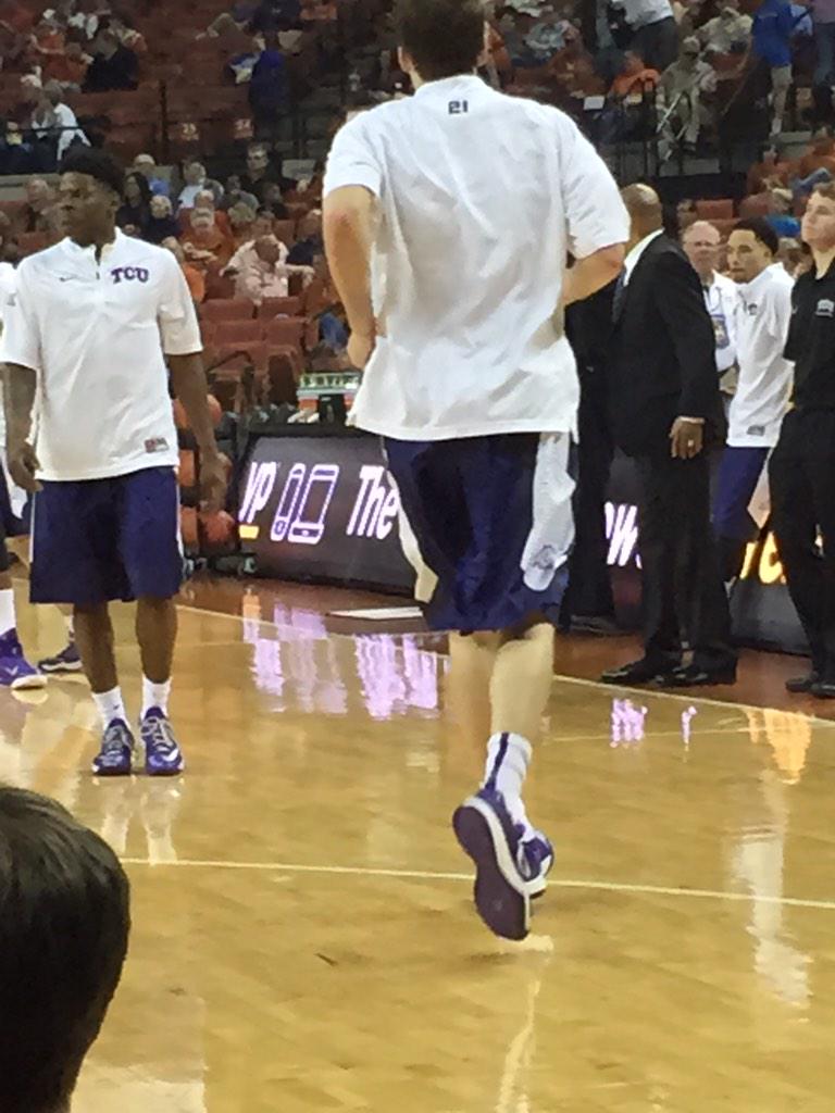 EJtheX's tweet photo. Is this #SCNotTop10 ? Shorts on backwards. Fixed it at halftime. @espn @SportsCenter @TCUBasketball http://t.co/CFhKQmqHyI