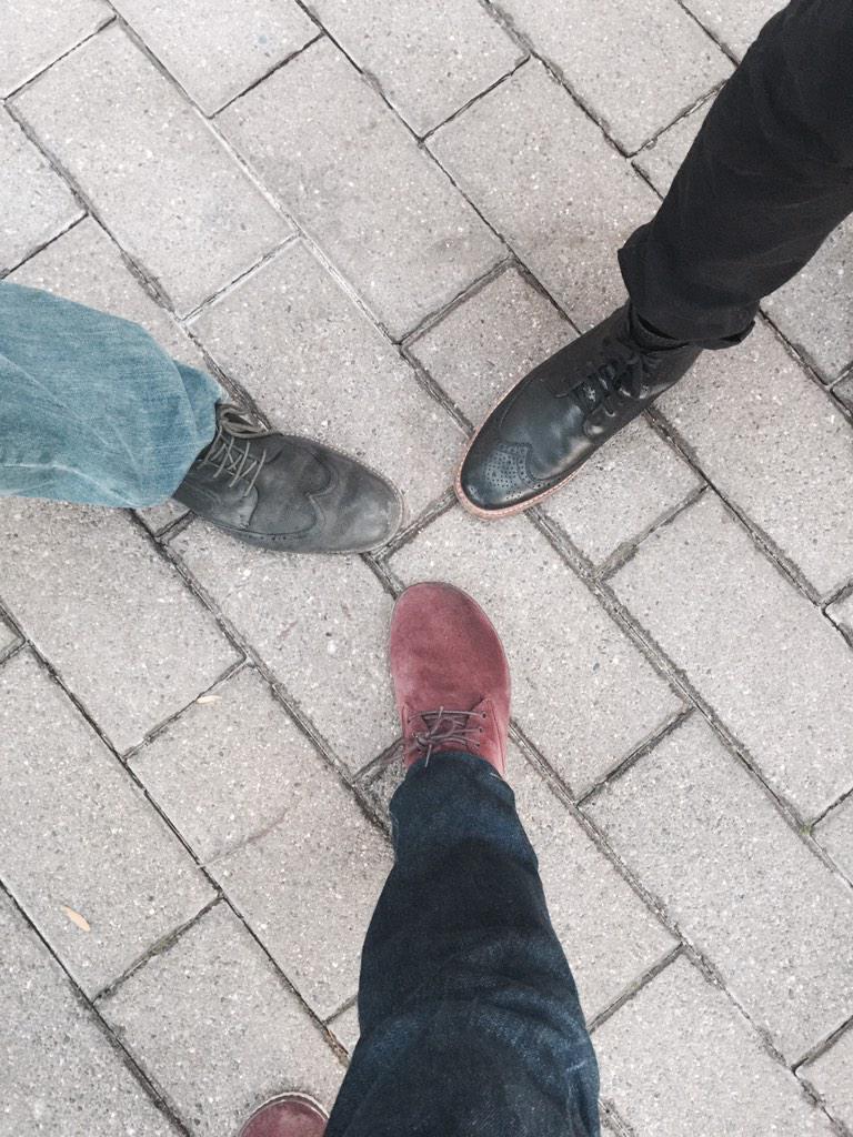 scottshapiro's tweet photo. #tripleshoes #singlelift http://t.co/XGOXQO4vKE