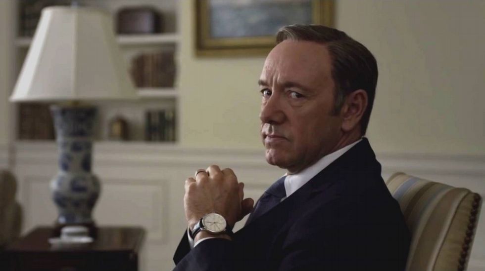 lavozdegalicia's tweet photo. Netflix estrena por error la nueva temporada de «House of Cards» http://t.co/aymBn9mIJ4 http://t.co/uFy4n5cxlL