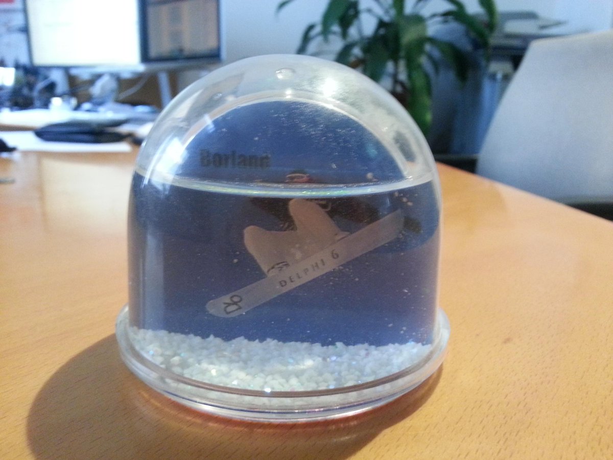 malgroves's tweet image. For #delphiweek, a Delphi 6 snow globe. Because, well…