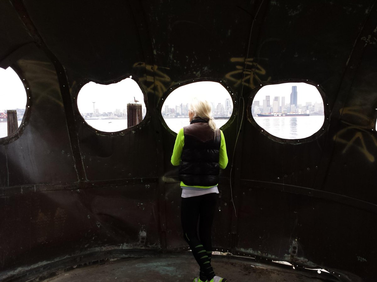 GelMibsonSr's tweet photo. Wife looking out of the #Kalakala Wheelhouse tonight @SaltysSeafood. @Q13FOX @seattlepi @seattletimes @komonews http://t.co/ObkAj5Drcu