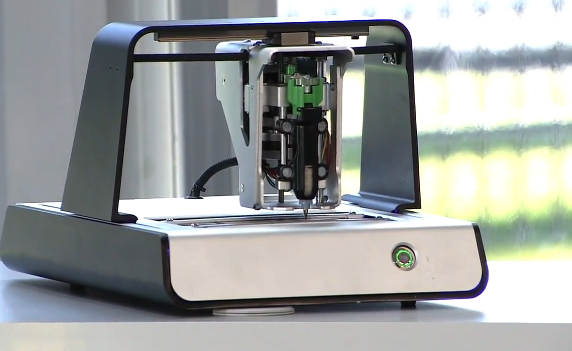 TechCrunch's tweet photo. Voltera, the electronics printer, launches to much fanfare http://t.co/FDGJuRtSdy http://t.co/JcKlp3QtnA
