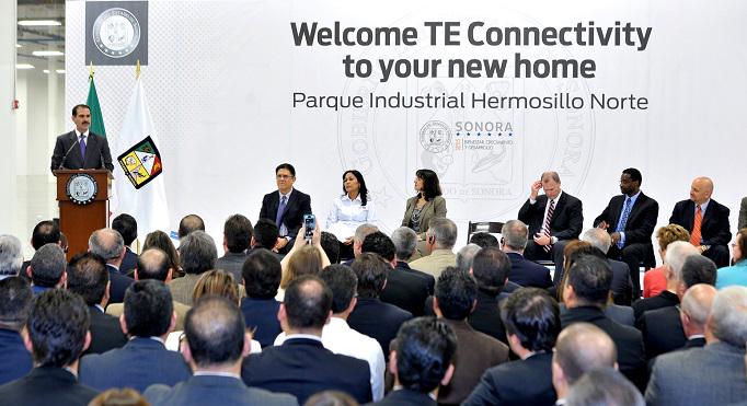 Preside <a href="/guillermopadres/">Guillermo Padrés</a> inauguración del complejo industrial <a href="/TEConnectivity/">TE Connectivity</a> masmedio.com/nota/64644 <a href="/gomezreyna/">Moisés Gómez Reyna</a>