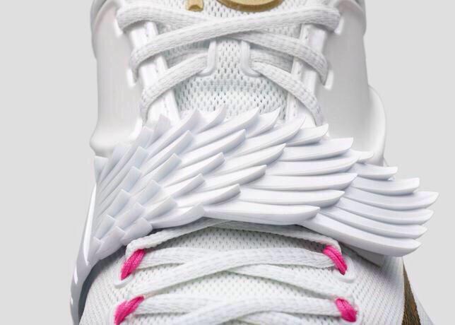 PickYour_Kicks's tweet photo. KD 7 Premium Aunt Pearls 😍 http://t.co/atxNdq7bja