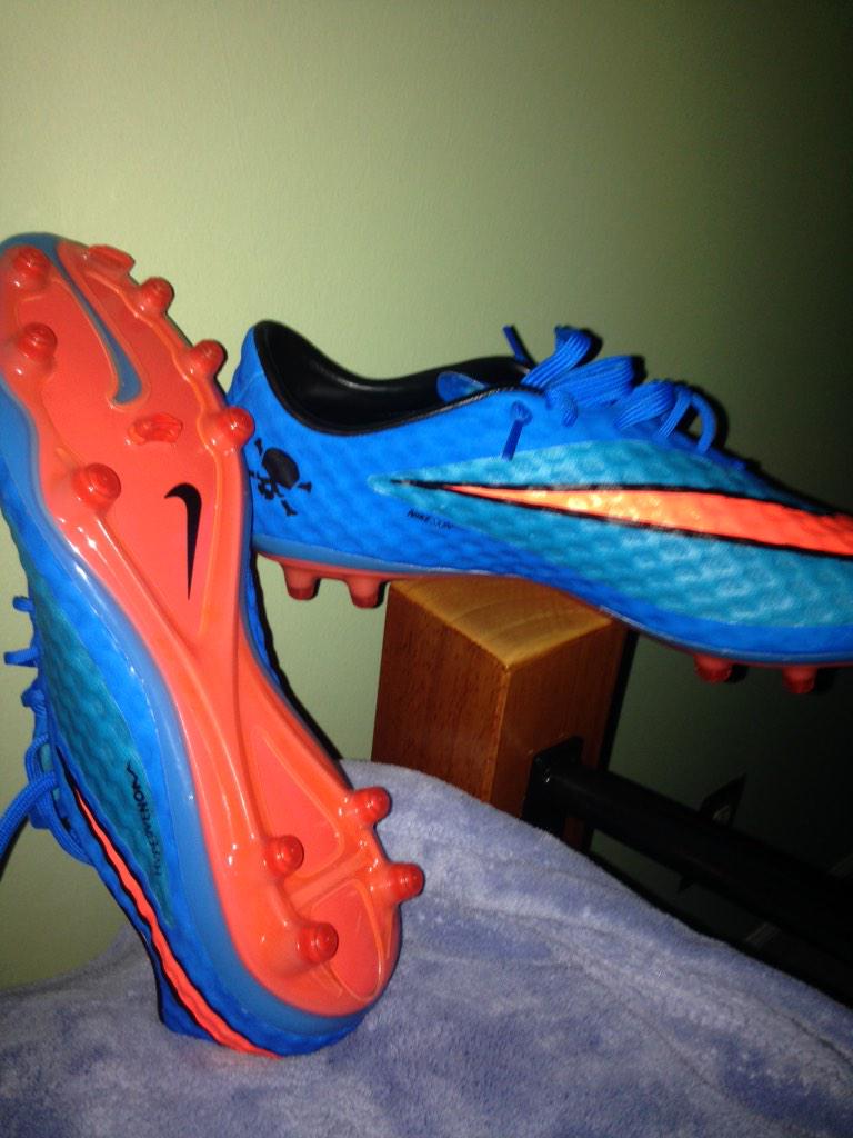 cobregon661's tweet photo. Oh My God #hypervenom #highlightpack http://t.co/IuOg68ih7R