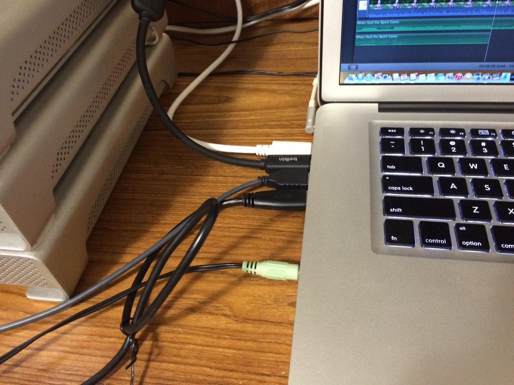 OddRexStudios's tweet image. Ever end up using almost every port on your laptop at once? #EditingProbs