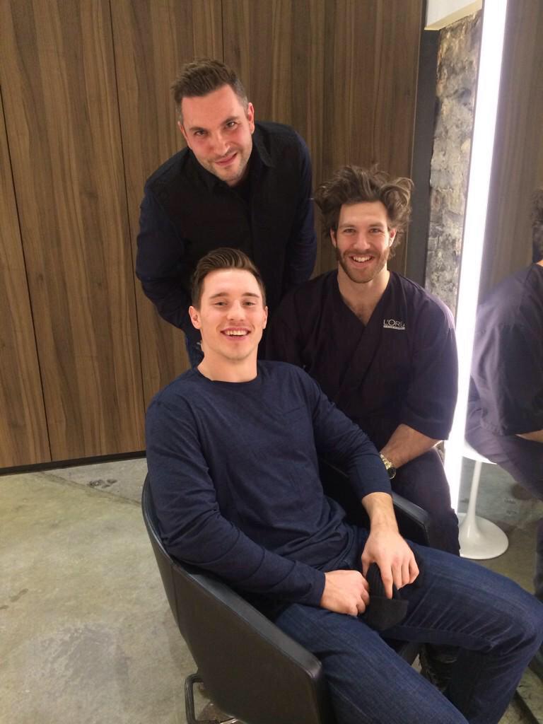 priveddamours's tweet photo. Grooming in the process for Prust and Gallagher ✂️ http://t.co/yca5gmiEfh