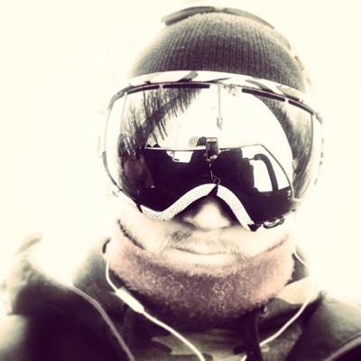 TravellersBot's tweet photo. RT Ben Shreds Martin @RomeHammerhead : Always fun riding with this guy indigo_wolf_child #kbsteez #snowboarding… http://t.co/Hr07H7u0Yq