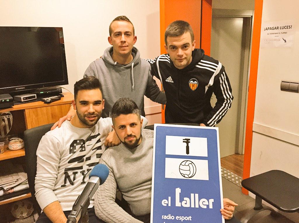 ElTallerDepor's tweet photo. Hoy nos acompañan los amigos de @PerPilotes para analizar la info del ValenciaCF. Valencianismo en #Canals http://t.co/6orMfgTc2j