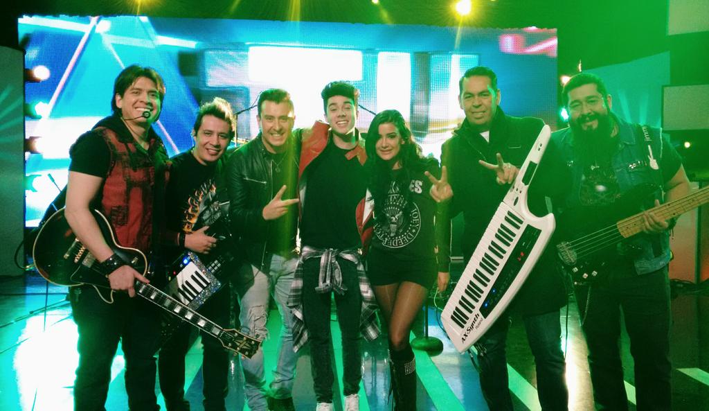 ponchitorocks's tweet image. Pum y ReContraPum @mariobautista_ grabando con @MATUTEmx Próximamente en @tvtelehit
